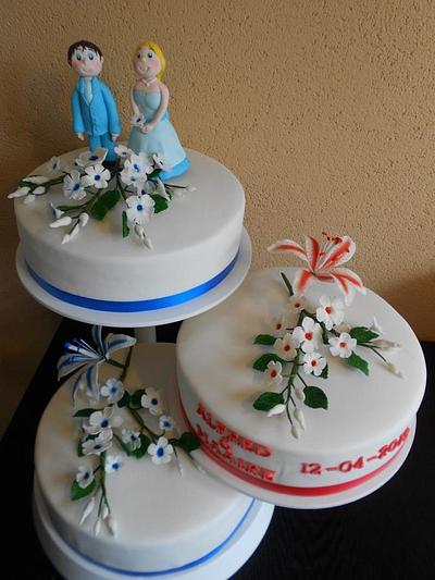 My first weddingcake ever.... - Cake by Petra