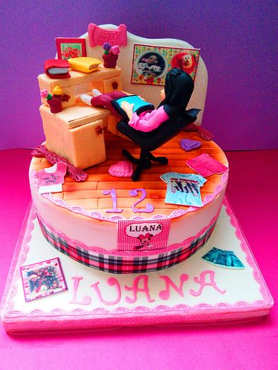 Teen Birthday - Cake by COMANDATORT