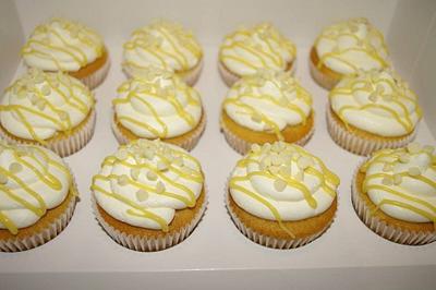 Passion fruit cupcakes - Cake by Antonnia alexis