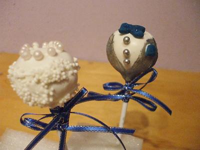 Bride and Groom cake pops - Cake by Lynn