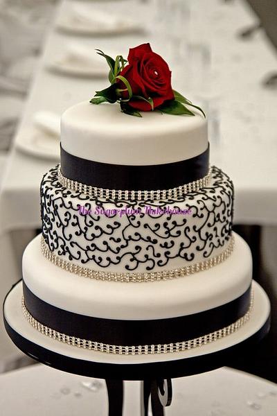 Black and White Elegant Wedding Cake - Cake by Sam Harrison