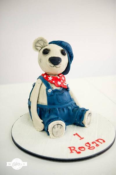 Teddy bear cake - Cake by CakeryNi