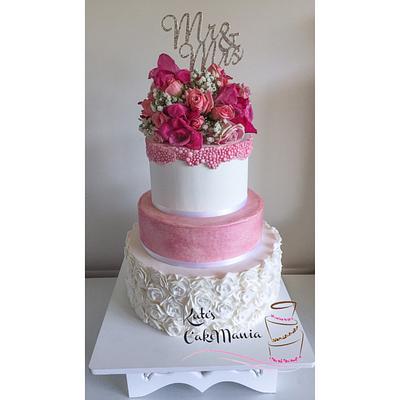 Wedding cake - Cake by kate walker