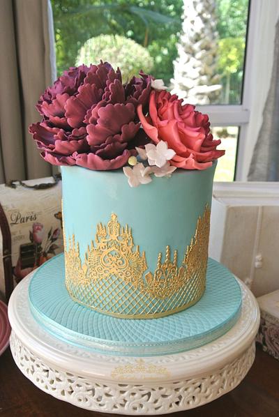 The Grand Dame - Cake by Sumaiya Omar - The Cake Duchess 