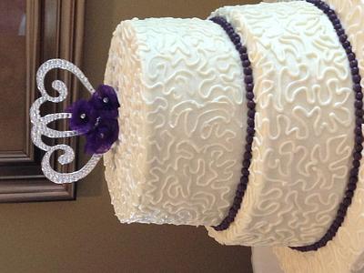 Plum wedding cake - Cake by Tanya Peila