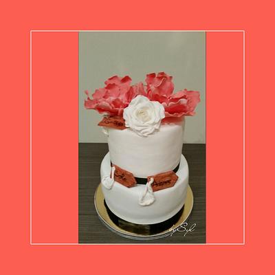 Elegant cake - Cake by Silvia Corral