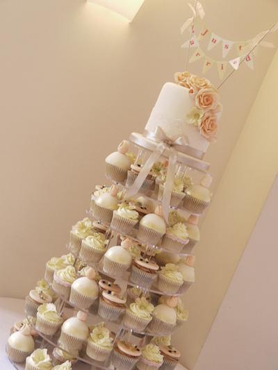 Andrea Cupcake tower - Cake by Scrummy Mummy's Cakes