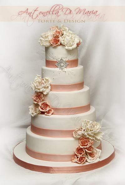Peach wedding with white peonies - Cake by Antonella Di Maria