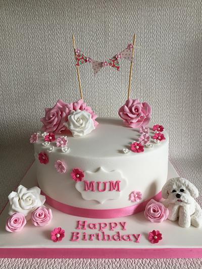 Vintage pink with roses  - Cake by Roberta