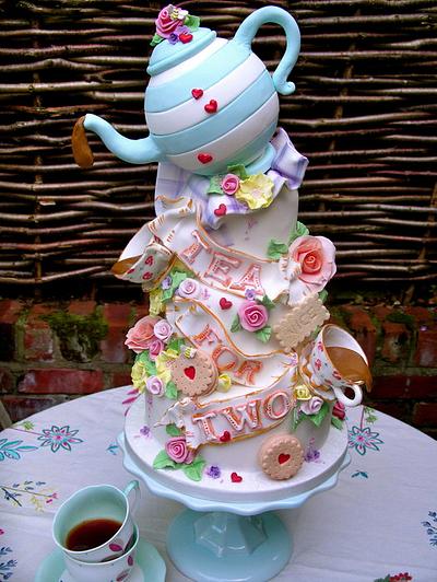 Tea for two - Cake by Lynette Horner