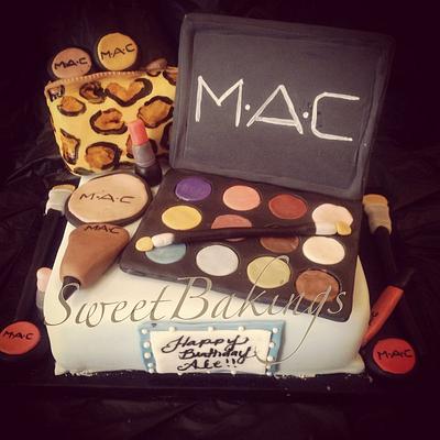 MAC make up  - Cake by Priscilla 
