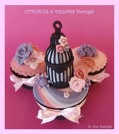 A LIFE TOGETHER... - Cake by Ana Remígio - CUPCAKES & DREAMS Portugal