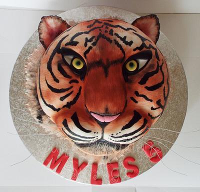 Tiger cake - Cake by Cake Creations by Aga