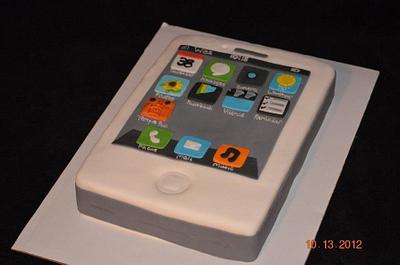 iPhone  - Cake by Chassity