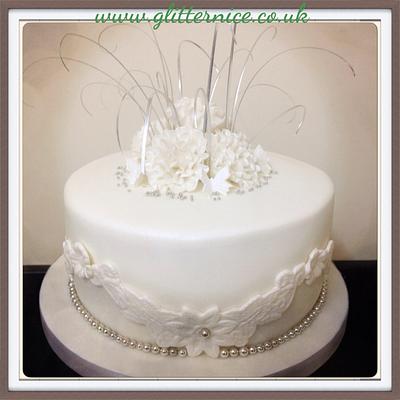Simple, single tiered wedding cake - Cake by Alli Dockree