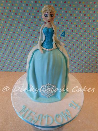 Elsa - Cake by Dinkylicious Cakes