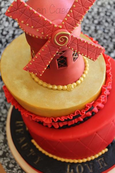 Moulin Rouge Wedding Cake - Cake by canelaencasamadrid