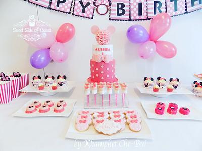 Alisha's 1st Birthday - Cake by Sweet Side of Cakes by Khamphet 