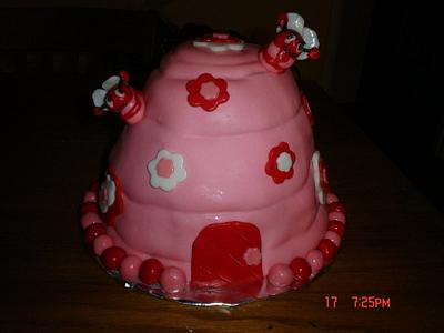 Valentine Bee Hive cake - Cake by Dana