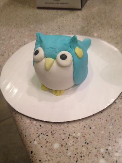 fondant owl cake topper - Cake by Loracakes
