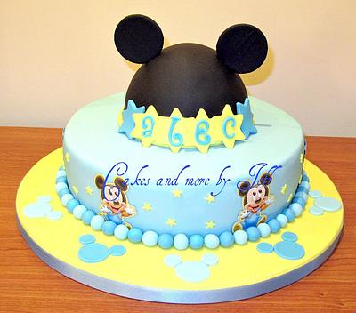 Mickey Mouse Cake - Cake by Jeffreys Cakes and Bakes