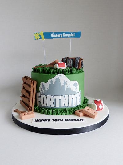 Fortnite Battle Royale cake - Cake by Angel Cake Design