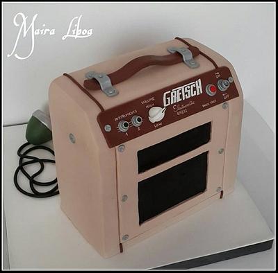 Amplifier - Cake by Maira Liboa
