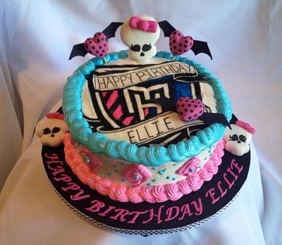 Monster High - Dominican cake  - Cake by Caroline Diaz 