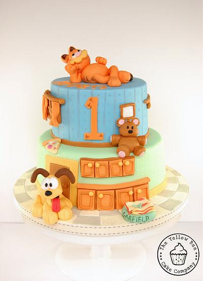 Garfield and Odie Birthday Cake - Cake by Yellow Bee Sugar Art by Vicky Teather