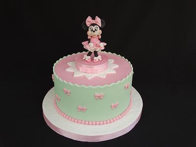 Pink Minnie Mouse - Cake by Diana