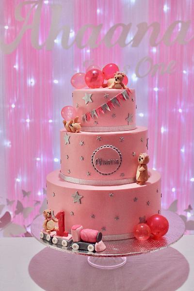 Pink and silver  - Cake by Anzz