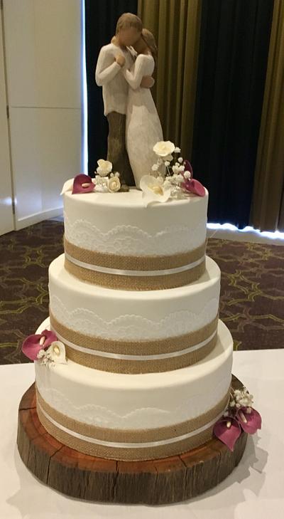Burlap and Lace Wedding - Cake by Rjselwonk