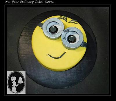 minion face - Cake by Not Your Ordinary Cakes