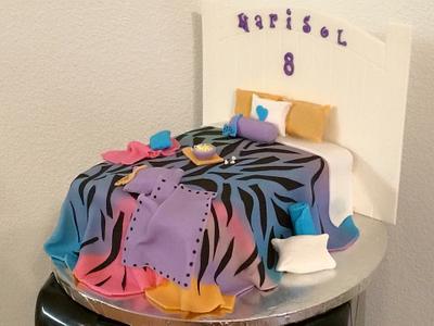 Slumber party cake - Cake by Fortiermommy