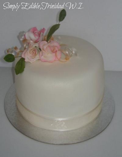 Simple cake - Cake by Shelly-Anne