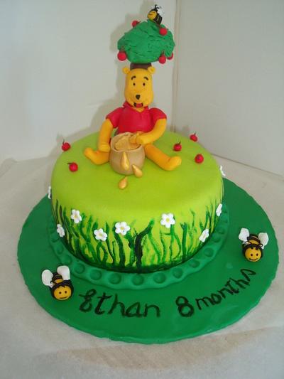 Winnie The Pooh cake - Cake by Lígia Cookies&Cakes