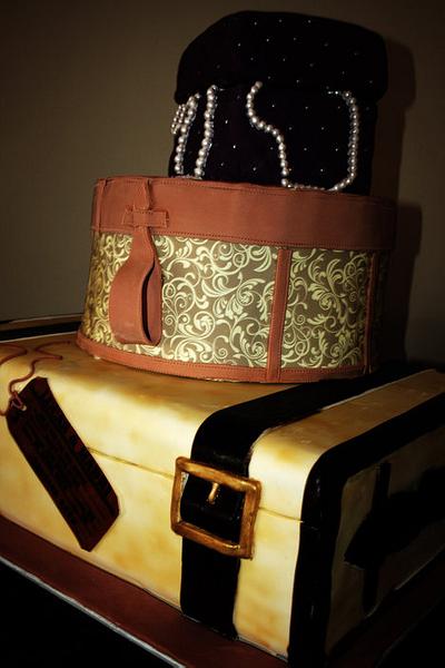 Vintage luggage wedding cake - Cake by Lize van den Heever