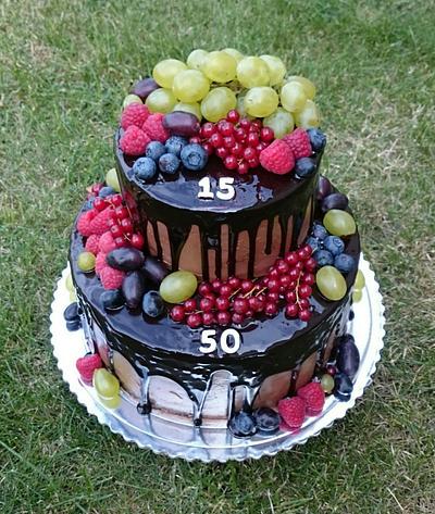 Chocolate cake with fresh fruits - Cake by AndyCake
