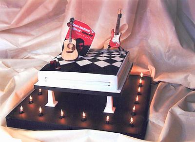Guitar Cake - Cake by Moon & Me Cakes