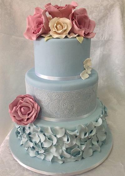 Vintage Rose Wedding Cake - Cake by My Cute Cupcake
