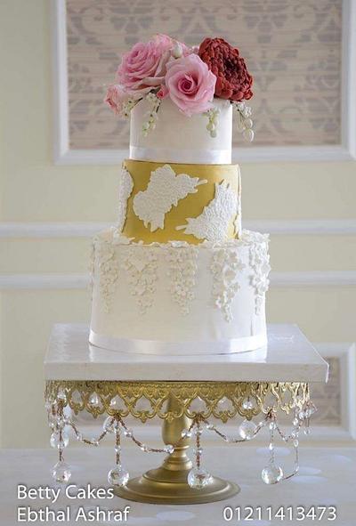 Wedding cake  - Cake by BettyCakesEbthal 