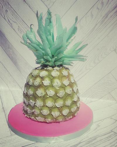 Pineapple Cake - Cake by laurabeans13