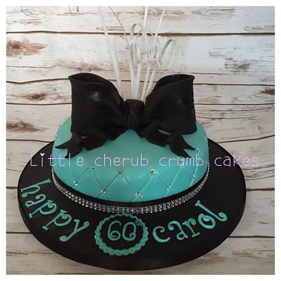 Bow cake - Cake by LittleCrumb  