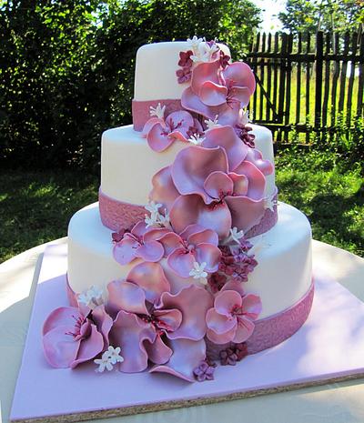 Pink flowers wedding cake - Cake by Ania