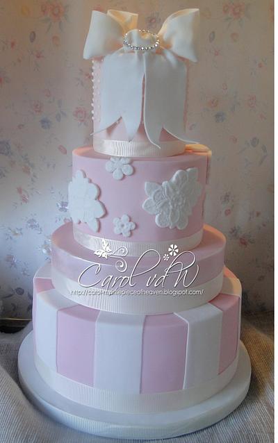 My first wedding cake - Cake by Carol