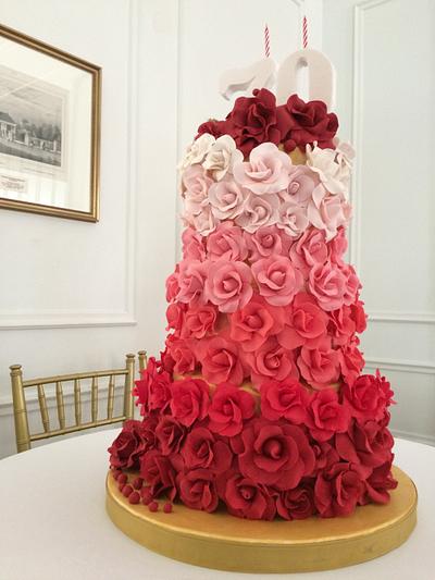 A hundred Rose - Cake by Hendry chen