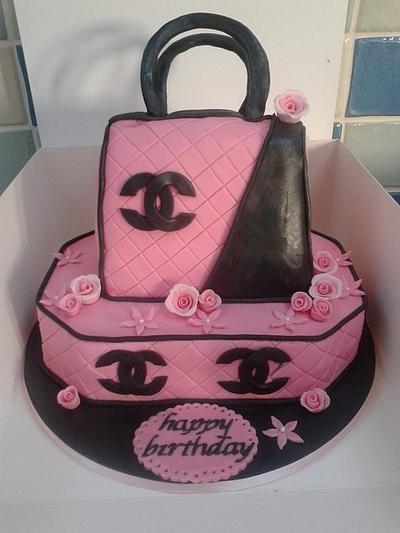handbag cake - Cake by lucysyummycakes