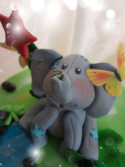 Little Elephant  - Cake by Sabine Schieber 
