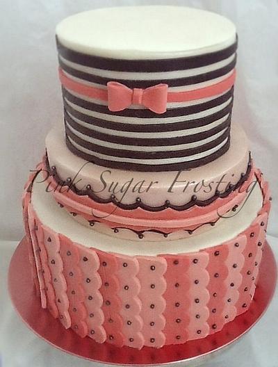 Scallop and stripes  - Cake by pink sugar frosting