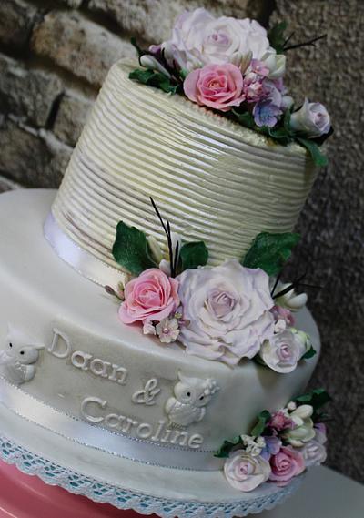 surprise little wedding cake - Cake by Jacqueline